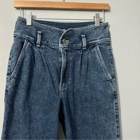 Hollister Ultra High Rise Mom Jeans Blue Denim Pleated Raw Hem W27 Y2K - Picture 4 of 12